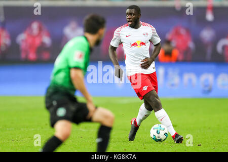 Leipzig, Germany. 04th Nov, 2017. Leipzig's Dayot Upamecano in action during the German Bundesliga soccer match between RB Leipzig and Hanover 96 in the Red Bull Arena in Leipzig, Germany, 04 November 2017. Credit: Jan Woitas/dpa-Zentralbild/dpa/Alamy Live News Stock Photo