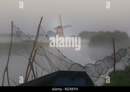 Historic windmills, UNESCO World Heritage Site, Kinderdijk, South Netherlands, Netherland, Europe Stock Photo