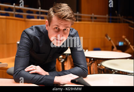 Dusseldorf, Germany. 04th Nov, 2017. EXCLUSIVE - The drummer Alexej ...