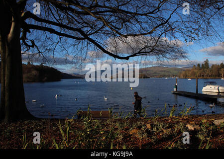 Bowness on Windermere Cumbria 5th November 2017 A cold but bright afternoon on Lake Windermere this afternoon Credit: David Billinge/Alamy Live News Stock Photo