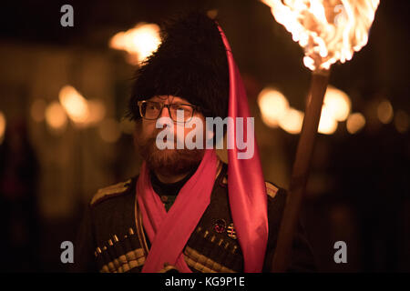 Lewes, UK 4th Nov. 2017 Bonfire night / Guy Fawkes Night in the East Sussex town of Lewes Credit: Beren Patterson/Alamy Live News Stock Photo