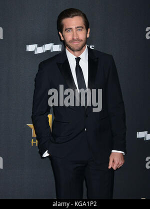 Los Angeles, USA. 05th Nov, 2017. Jake Gyllenhaal attends the 21st Annual Hollywood Film Awards at The Beverly Hilton Hotel on November 5, 2017 in Beverly Hills, California Credit: Tsuni/USA/Alamy Live News Stock Photo