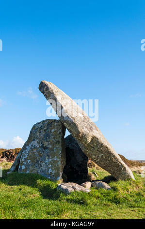 mulfra quoit a neolithic burial chmaber, near penzance in cornwall, england, britain, uk. Stock Photo