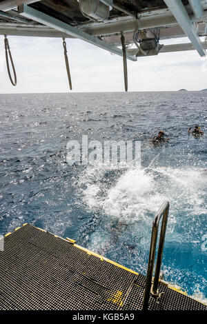 Similan Island, Thailand 3 day liveaboard SCUBA trip - jumping in Stock Photo