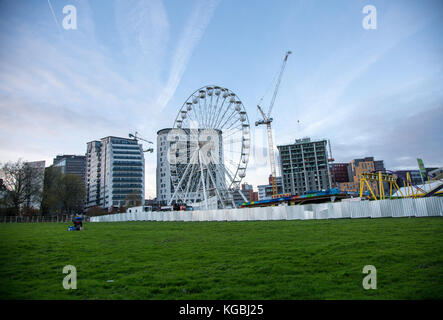 Birmingham, UK. 6th Nov, 2017. The setting up of the Birmingham wheel which is due to open on Thursday 16th November 2017 until Sunday 7th January 2018 and will be open daily from 10 am to 10 pm except christmas Day Credit: steven roe/Alamy Live News