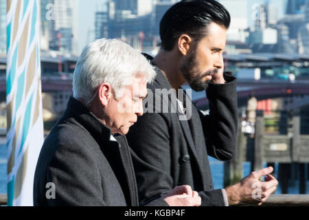 London, England, UK. 6th Nov, 2017. Phillip Schofield preparing a piece to camera outside the This Morning Studios on London's South Bank Credit: Benjamin John/ Alamy Live News Stock Photo