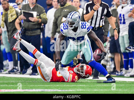 November 05, 2017: Dallas Cowboys wide receiver Dez Bryant #88 during an NFL football game between the Kansas City Chiefs and the Dallas Cowboys at AT&T Stadium in Arlington, TX Dallas defeated Kansas City 28-17 Albert Pena/CSM Stock Photo