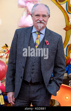 Jim Broadbent attends the WORLD PREMIERE OF PADDINGTON 2 at BFI Southbank on Sunday November 5, 2017. Pictured: Jim Broadbent. Stock Photo