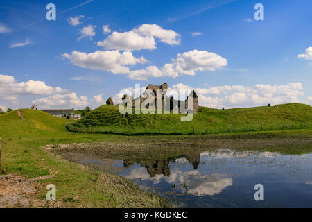 Ruins of ancient Clonmacnoise Castle build on the mound in the old monastic city Clonmacnoise, Shannonbridge, Athlone, Co. Offaly Stock Photo