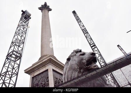 Trafalgar Square, London, UK. 7th Nov, 2017. Scaffolding in Trafalgar Square for a U2 concert Credit: Matthew Chattle/Alamy Live News Stock Photo