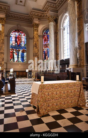 interior of st Philips cathedral birmingham Stock Photo