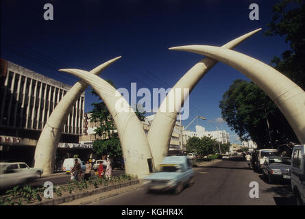 The famous giant aluminium tusks at Moi Avenue, Mombasa, Kenya Stock Photo