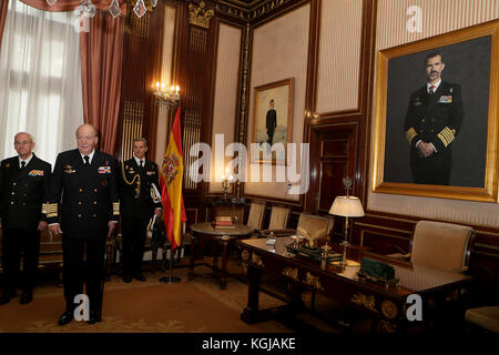 Madrid, Spain. 8th Nov, 2017. King Emeritus Juan Carlos I during a meeting of Patronato of the Naval Museum in Madrid, Wednesday, November 8, 2017 Credit: Gtres Información más Comuniación on line, S.L./Alamy Live News Stock Photo