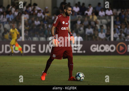 Santos, Brazil. 08th Nov, 2017. Vanderlei during the match between Santos and Vasco held at the Urban Stadium Caldeira, Vila Belmiro, in Santos. The match is valid for the 33rd round of the Brasileirão 2017. Credit: Ricardo Moreira/FotoArena/Alamy Live News Stock Photo