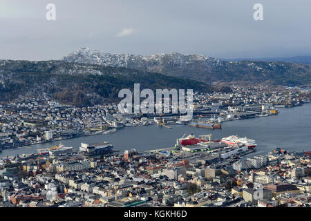 View over town and harbour from the mountain Fløyen, Bergen, Hordaland, Norway Stock Photo
