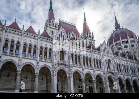 Hungarian Parliament building at sunrise in Budapest, Hungary Stock Photo