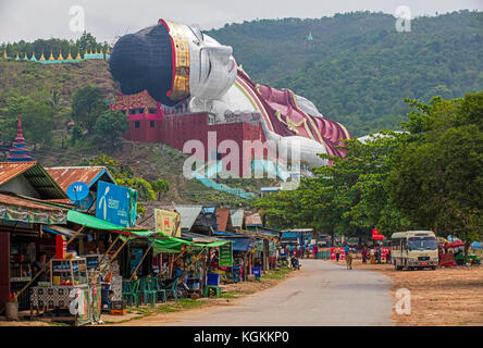 Win Sein Taw Ya / Win Sein reclining Buddha / Giant Buddha, world's largest reclining Budddha in Mudon, Mon State, Myanmar / Burma Stock Photo