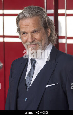 World Premiere of 'Only The Brave' at Regency Village Theater in Los Angeles, California.  Featuring: Jeff Bridges Where: Los Angeles, California, United States When: 08 Oct 2017 Credit: Eugene Powers/WENN.com Stock Photo