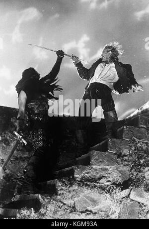 Highlander (1986) , Sean Connery , Clancy Brown     Date: 1986 Stock Photo