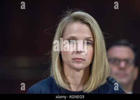 Washington DC, USA. 8th November, 2017. Washington, USA. 08th Nov, 2017. Marissa Mayer, former CEO of Yahoo tesifies at a Congressional hearing on Consumer date breach. Stock Photo