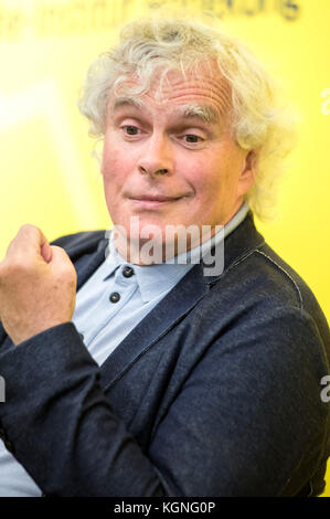 Hongkong, China. 09th Nov, 2017. Simon Rattle speaks at a press conference about the concerts of the Berliner Philharmoniker in Asia at Goethe Institut on November 9, 2017 in Hong Kong. Credit: Geisler-Fotopress/Alamy Live News Stock Photo