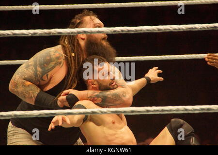 Hamburg, Germany. 10th Nov, 2017.The Match of Finn Bálor vs. Bray Wyatt  during WWE Live Tour 2017 © Björn Deutschmann/Alamy Live News Stock Photo