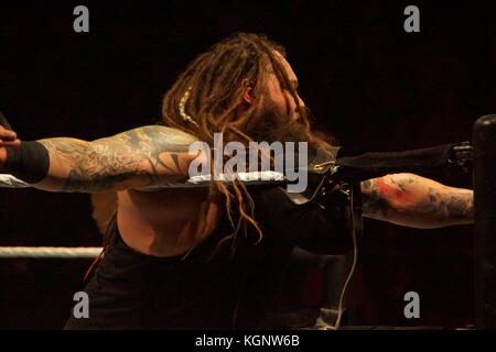 Hamburg, Germany. 10th Nov, 2017.The Match of Finn Bálor vs. Bray Wyatt  during WWE Live Tour 2017 © Björn Deutschmann/Alamy Live News Stock Photo