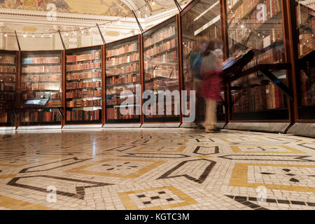 Reconstructed Thomas Jefferson Library exhibit at the Library of Congress, Washington, DC, United States of America, USA. Stock Photo