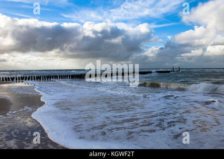 Netherlands, Zeeland, at the beach between Oostkapelle and Domburg on the peninsula Walcheren, groins.  Niederlande, Zeeland, am Strand zwischen Oostk Stock Photo