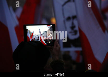 Warsaw, Poland. 11th Nov, 2017. Thousands of nationalists and far right members marched to celebrate 100th Independence Day under the slogan 'we want God'. Anti-abortion activists joined the march through the center of Warsaw. Credit: Jake Ratz/Alamy Live News Stock Photo