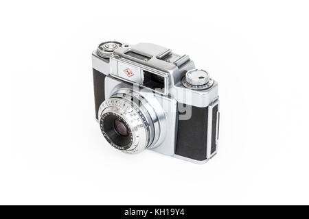 Agfa Silette SL 35mm roll film viewfinder camera with Prontor SLK 50mm lens, 1957, isolated against a white background Stock Photo