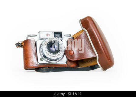 Agfa Silette SL 35mm roll film viewfinder camera with Prontor SLK 50mm lens, in original leather case, 1957, isolated against a white background Stock Photo