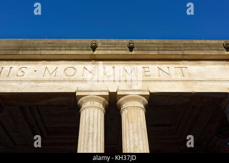 Southport war memorial north east colonnade close up two portland stone columns, incised inscription on stone entablature in southport lancashire uk Stock Photo