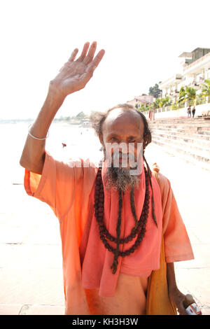 Sadhu (Baba), Sadhu, Old Hindu Priest, Indian Holy Man, Rishikesh, Haridwar, Varanasi, Badarinath, Himalayas, India (© Saji Maramon) Stock Photo