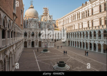 Exterior details of Doge’s Palace in San Marco, Venice, Italy. The oldest parts of the palace were established 1340. Stock Photo