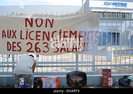 Cenntro Motors employees protest job cuts and factory lock-out, Lyon, left wing,  France Stock Photo
