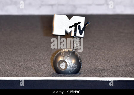 London, UK. 12th Nov, 2017. The award of the MTV European Music Awards 2017 at the Wembley Arena on November 12, 2017 in London, England. Credit: Geisler-Fotopress/Alamy Live News Stock Photo