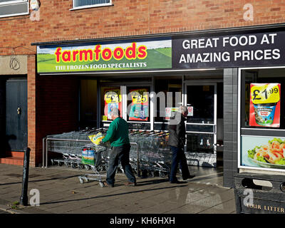 Farmfoods store in Selby,North Yorkshire,England UK Stock Photo - Alamy