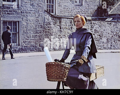 THE PRIME OF MISS JEAN BRODIE Stock Photo Alamy