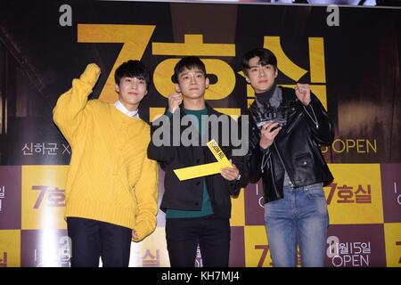Seoul, Korea. 14th Nov, 2017. Shin Ha-kyun, Do Kyung-soo and Kim Dong-young attend the VIP premiere of 'Room 7' in Seoul, Korea on 14th November, 2017.(China and Korea Rights Out) Credit: TopPhoto/Alamy Live News Stock Photo