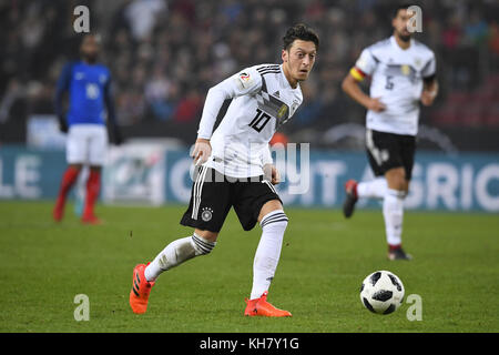 mesut özil boots