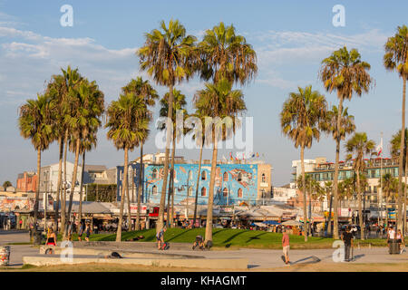 Promenade in Venice Beach, Los Angeles, California, USA Stock Photo