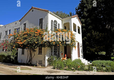 Exterior view of a house in Los Feliz, Los Angeles, California, USA  KATHY DEWITT Stock Photo