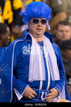 Indianapolis, Indiana, USA. 12th Nov, 2017. An Indianapolis Colts fan during NFL football game action between the Pittsburgh Steelers and the Indianapolis Colts at Lucas Oil Stadium in Indianapolis, Indiana. Pittsburgh defeated Indianapolis 20-17. John Mersits/CSM/Alamy Live News Stock Photo