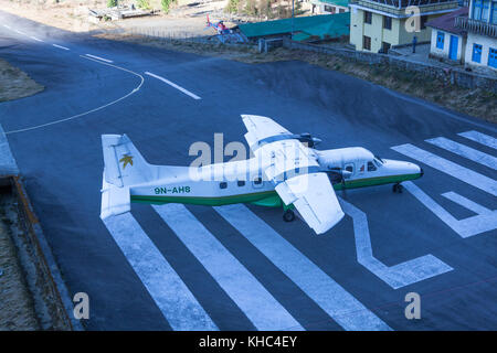 Flying to Lukla Airport (the most dangerous in the world) Stock Photo