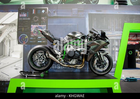 Birmingham, UK. 18th Nov, 2017. Kawasaki H2r on display on the Kawasaki stand at Motorcycle live Credit: steven roe/Alamy Live News Stock Photo