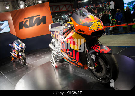 Birmingham, UK. 18th Nov, 2017. Pol Espargaro KTM MotoGP bike on display on the KTM stage Credit: steven roe/Alamy Live News Stock Photo