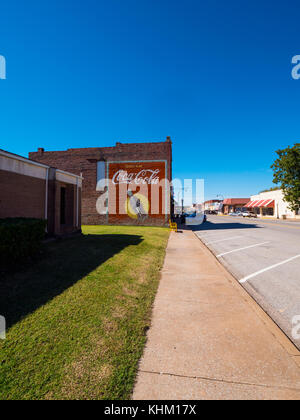 The beautiful city center of Stroud - a small town in Oklahoma - STROUD / OKLAHOMA - OCTOBER 16, 2017 Stock Photo