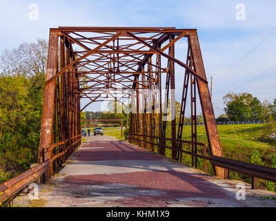 Original Route 66 Bridge from 1921 in Oklahoma - JENKS / OKLAHOMA - OCTOBER 24, 2017 Stock Photo