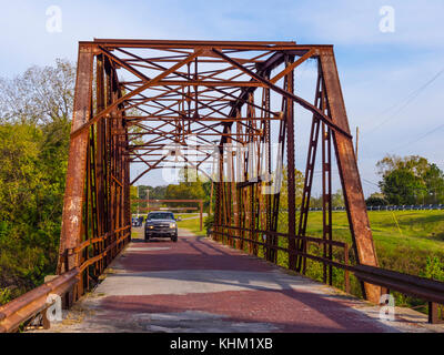 Original Route 66 Bridge from 1921 in Oklahoma - JENKS / OKLAHOMA - OCTOBER 24, 2017 Stock Photo